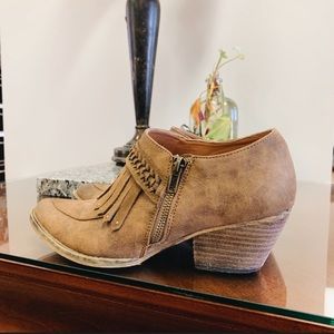 ⚡️Leather Bootie // western